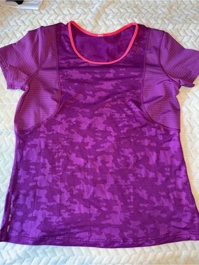Lululemon Run For Days Short Sleeve Regal Plum Size 6